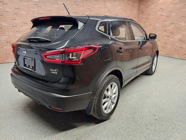 2022 Nissan Rogue Sport S