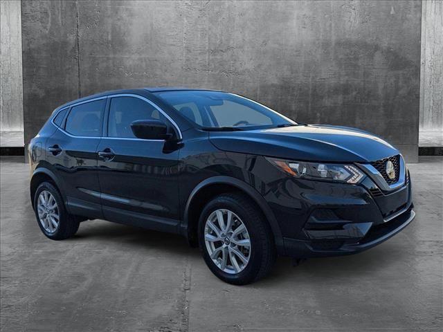 2022 Nissan Rogue Sport S