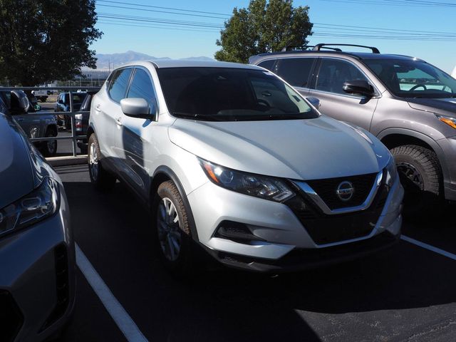 2022 Nissan Rogue Sport S