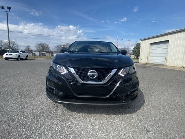 2022 Nissan Rogue Sport S