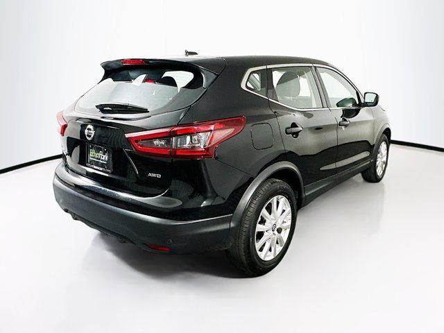 2022 Nissan Rogue Sport S