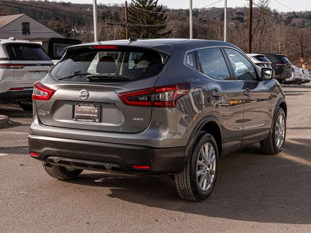 2022 Nissan Rogue Sport S