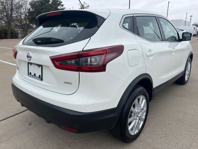 2022 Nissan Rogue Sport S