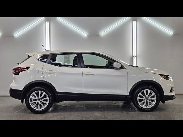 2022 Nissan Rogue Sport S