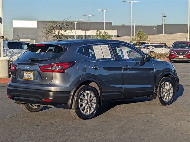 2022 Nissan Rogue Sport S