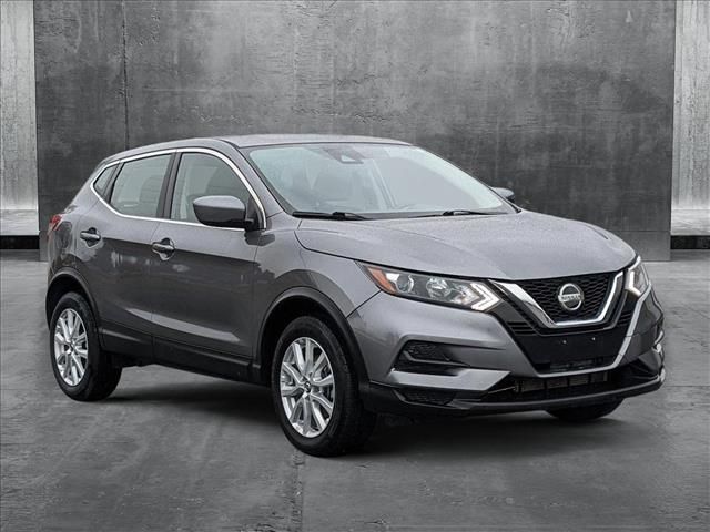 2022 Nissan Rogue Sport S