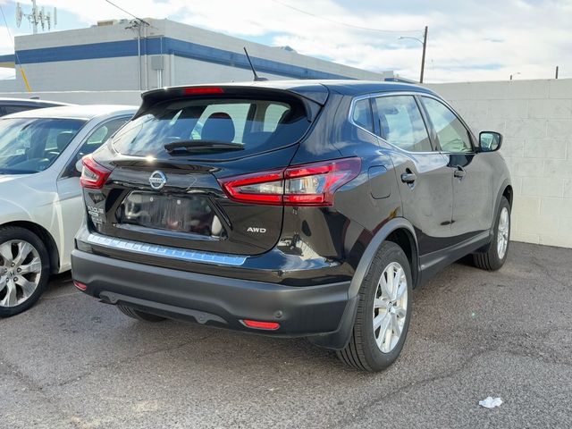 2022 Nissan Rogue Sport S