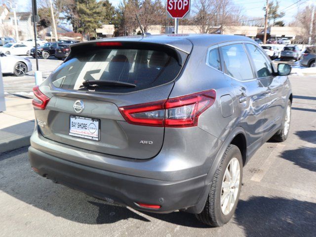 2022 Nissan Rogue Sport S