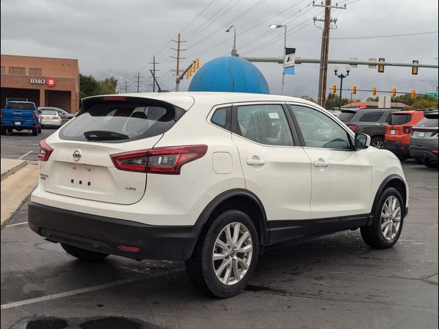 2022 Nissan Rogue Sport S