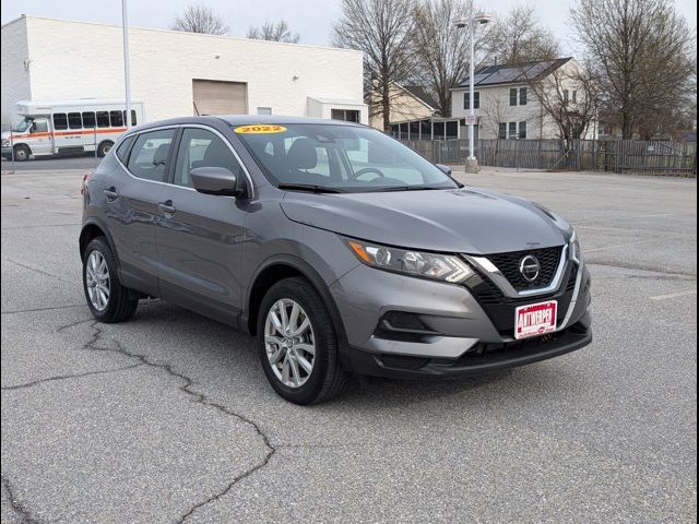 2022 Nissan Rogue Sport S