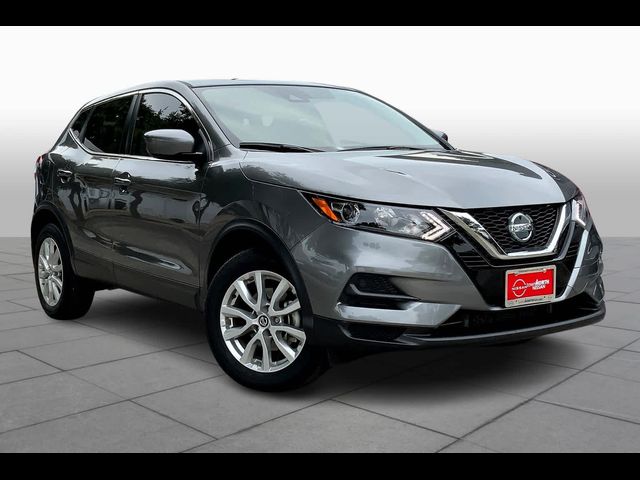 2022 Nissan Rogue Sport S