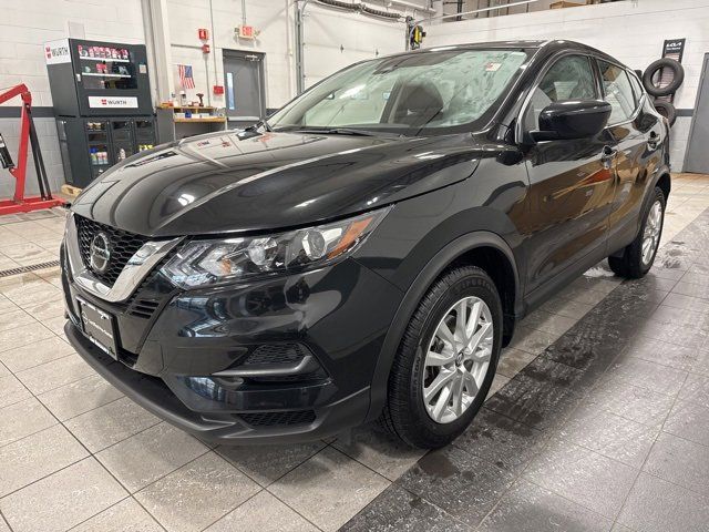 2022 Nissan Rogue Sport S