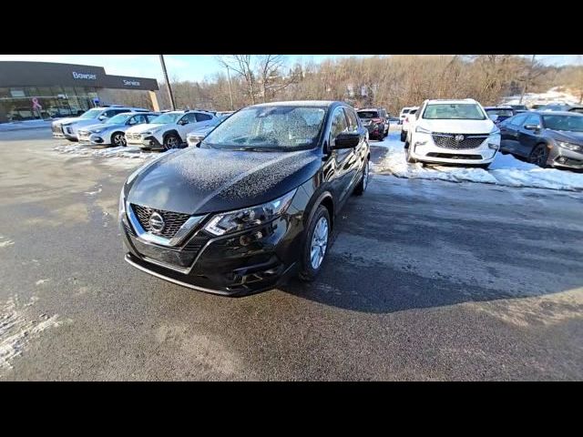 2022 Nissan Rogue Sport S