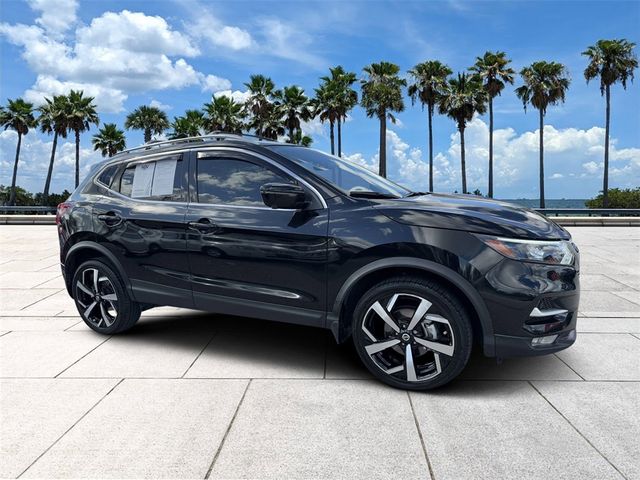 2022 Nissan Rogue Sport SL