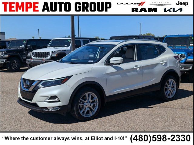 2022 Nissan Rogue Sport SL