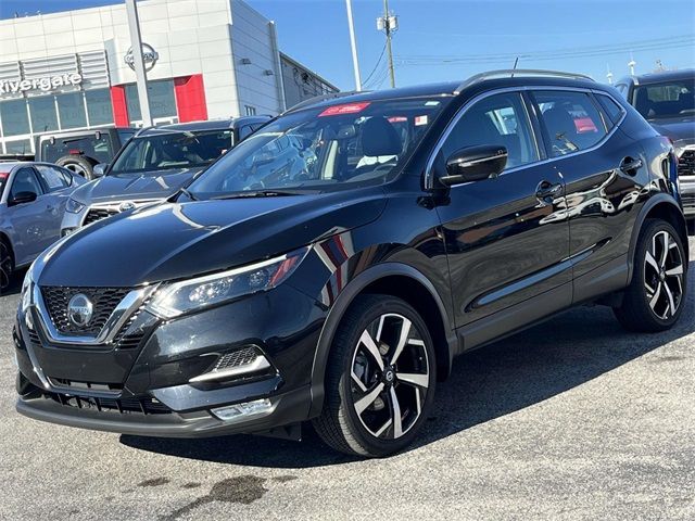 2022 Nissan Rogue Sport SL