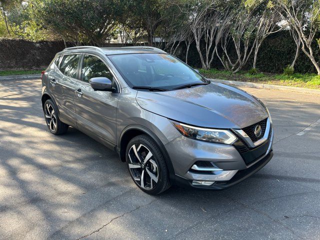 2022 Nissan Rogue Sport SL