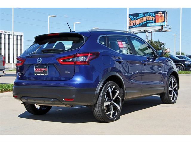 2022 Nissan Rogue Sport SL