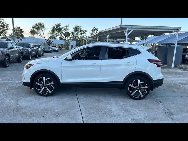 2022 Nissan Rogue Sport SL