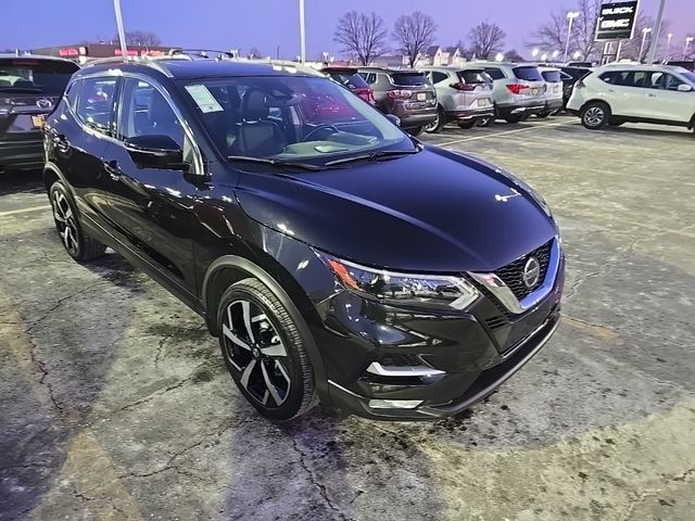 2022 Nissan Rogue Sport SL