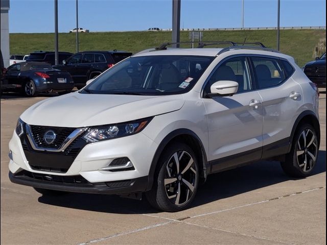 2022 Nissan Rogue Sport SL