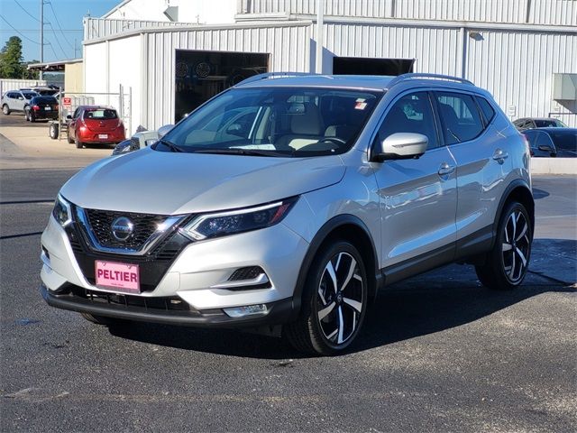 2022 Nissan Rogue Sport SL