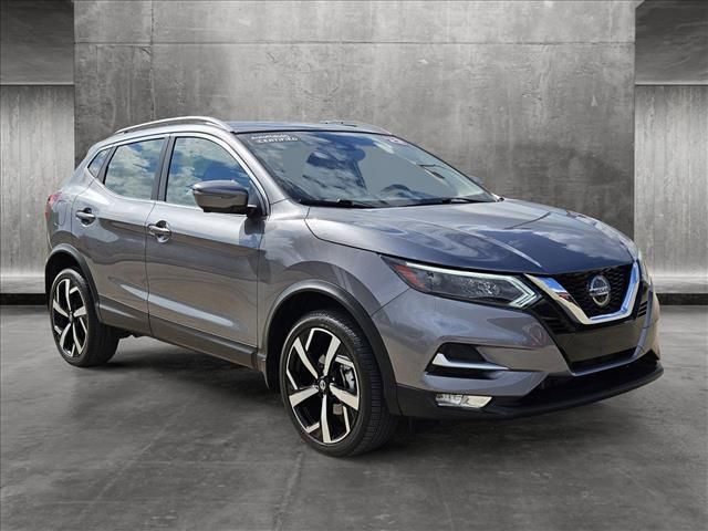 2022 Nissan Rogue Sport SL