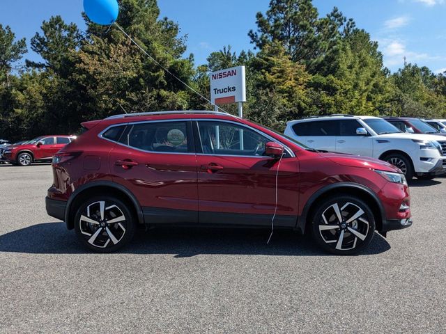 2022 Nissan Rogue Sport SL