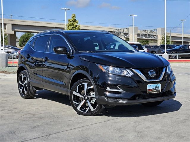 2022 Nissan Rogue Sport SL