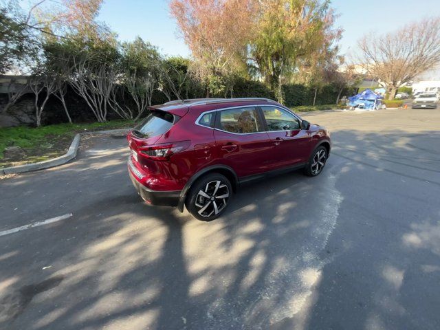 2022 Nissan Rogue Sport SL