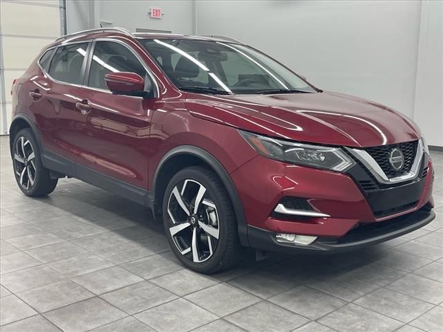 2022 Nissan Rogue Sport SL