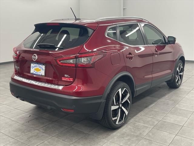 2022 Nissan Rogue Sport SL