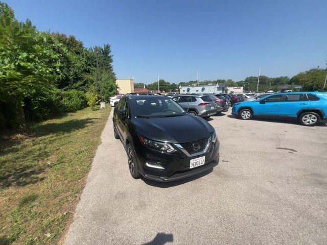 2022 Nissan Rogue Sport SL