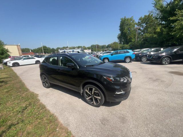 2022 Nissan Rogue Sport SL