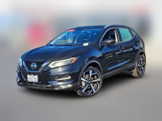 2022 Nissan Rogue Sport SL