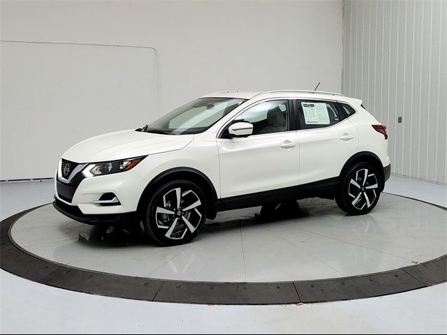 2022 Nissan Rogue Sport SL