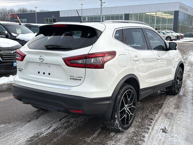 2022 Nissan Rogue Sport SL