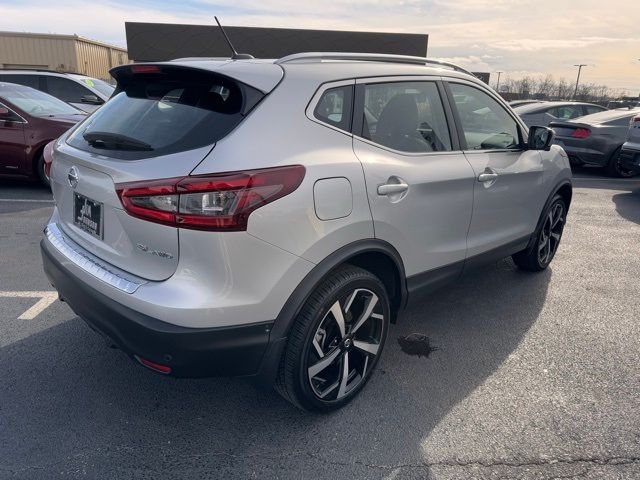 2022 Nissan Rogue Sport SL