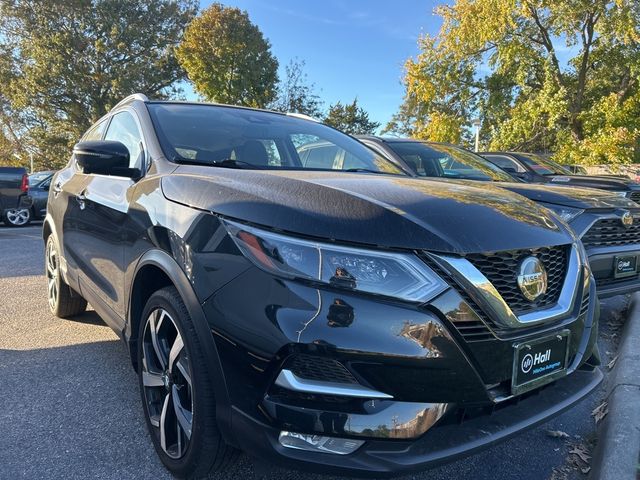 2022 Nissan Rogue Sport SL