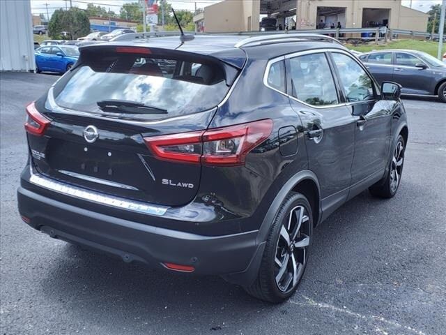 2022 Nissan Rogue Sport SL