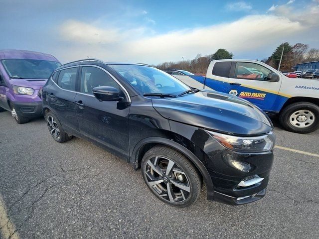 2022 Nissan Rogue Sport SL