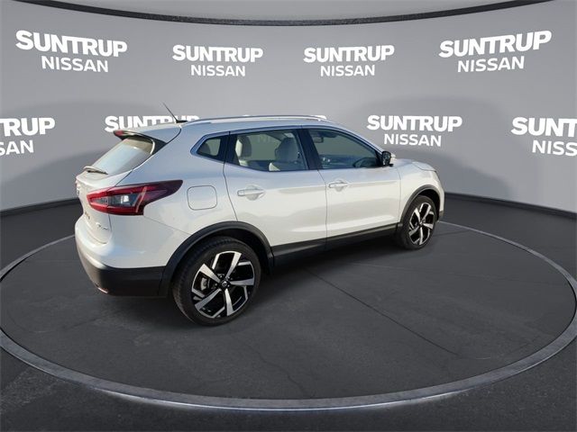 2022 Nissan Rogue Sport SL