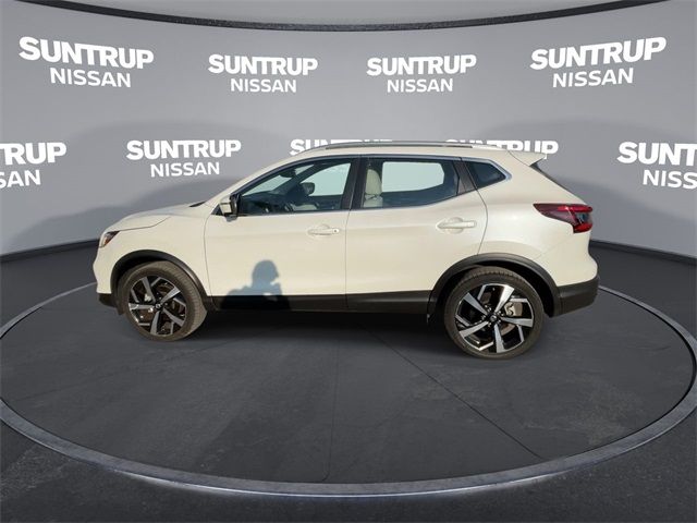 2022 Nissan Rogue Sport SL