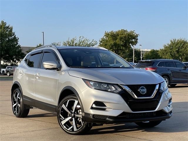 2022 Nissan Rogue Sport SL