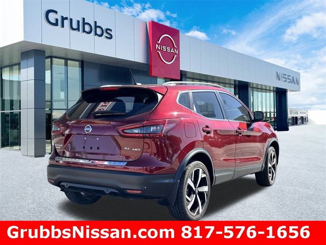 2022 Nissan Rogue Sport SL