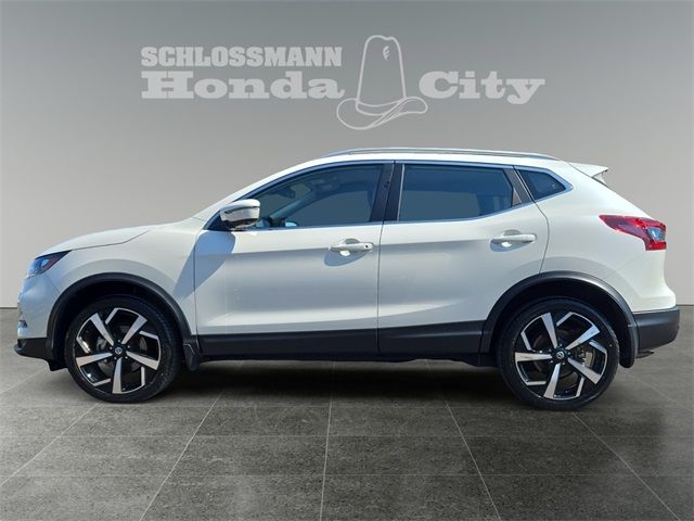 2022 Nissan Rogue Sport SL