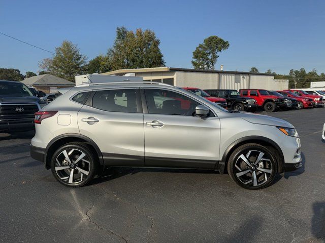 2022 Nissan Rogue Sport SL