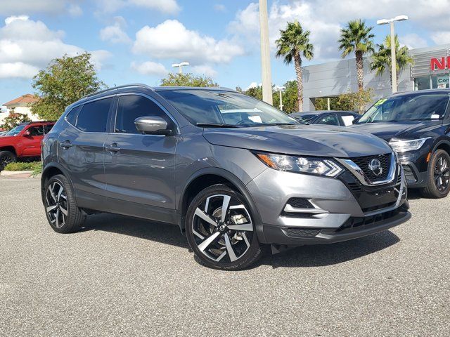 2022 Nissan Rogue Sport SL