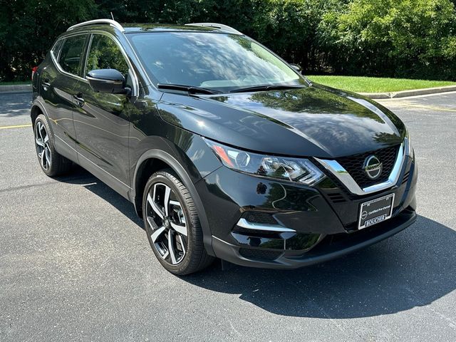 2022 Nissan Rogue Sport SL