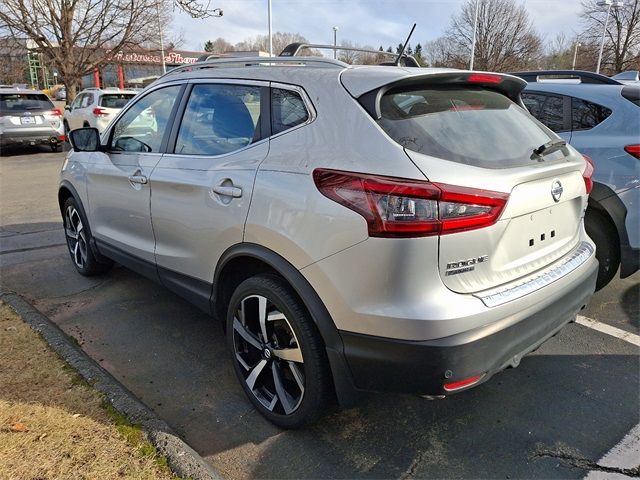 2022 Nissan Rogue Sport SL